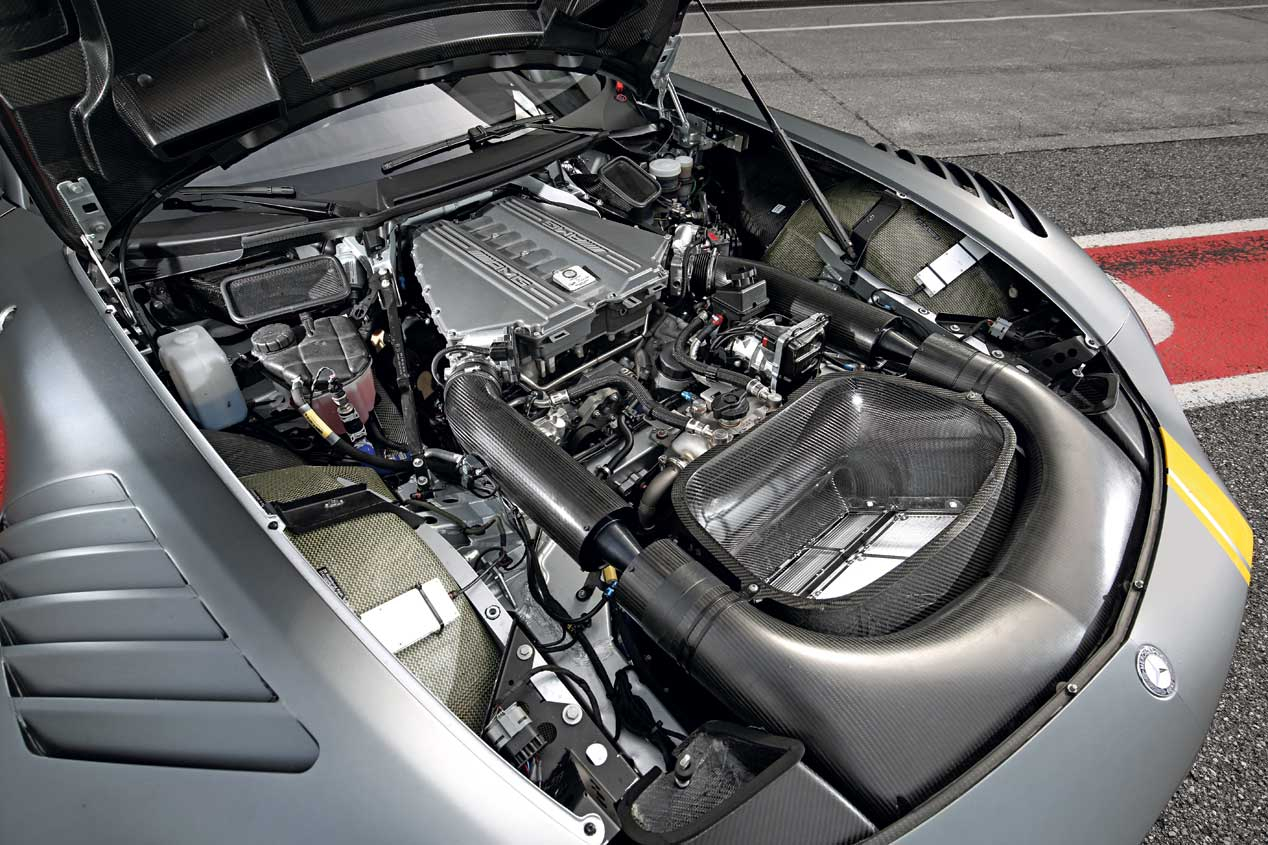 Interior mercedes amg gt3